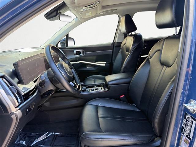 used 2024 Kia Sorento car, priced at $37,650