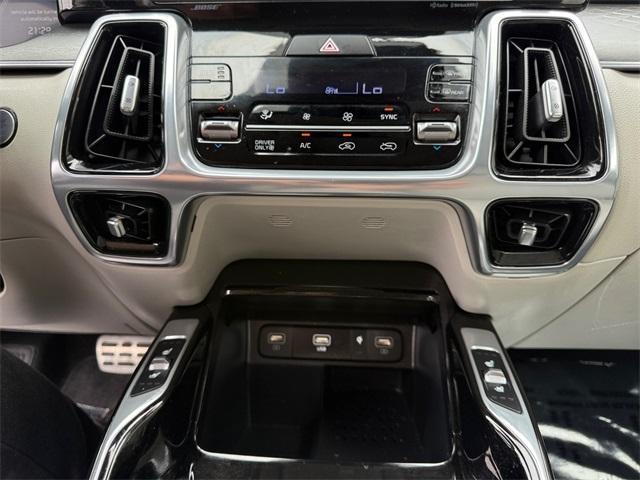 used 2023 Kia Sorento Hybrid car, priced at $33,997