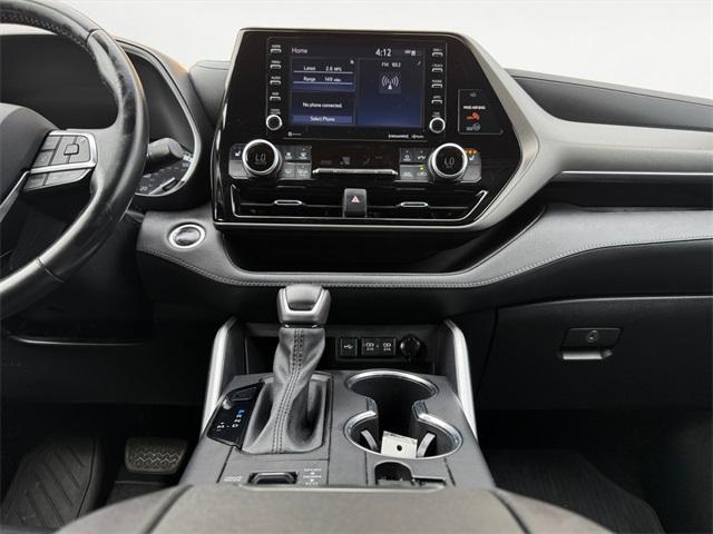 used 2021 Toyota Highlander car, priced at $34,750