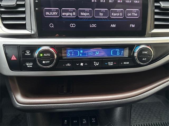 used 2019 Toyota Highlander car, priced at $23,998