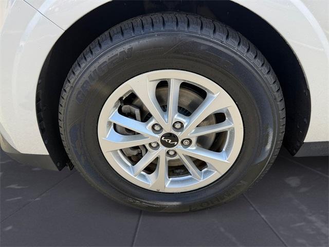 used 2023 Kia Carnival car, priced at $30,998