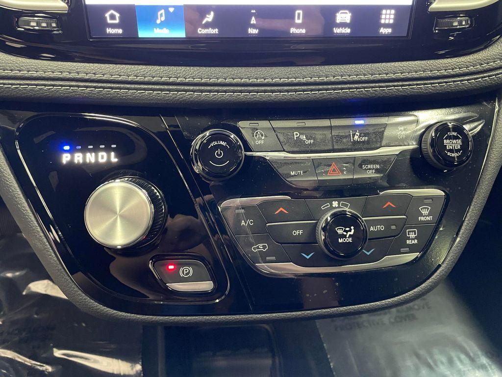 new 2026 Chrysler Pacifica car, priced at $52,410