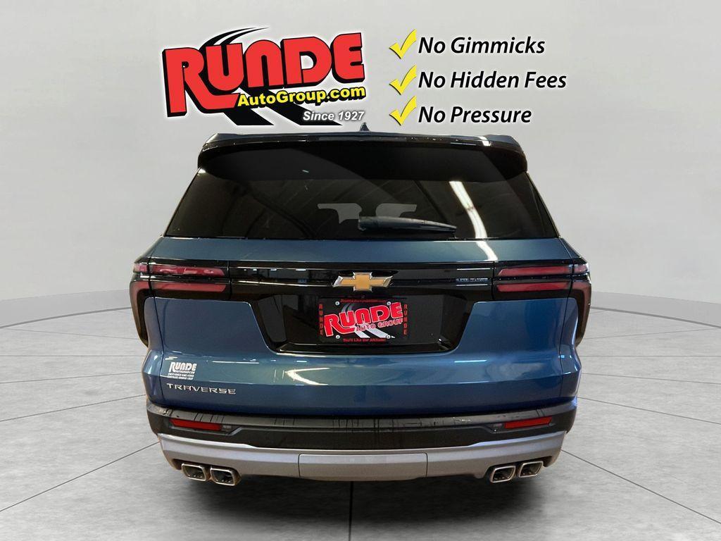 new 2026 Chevrolet Traverse car, priced at $41,695