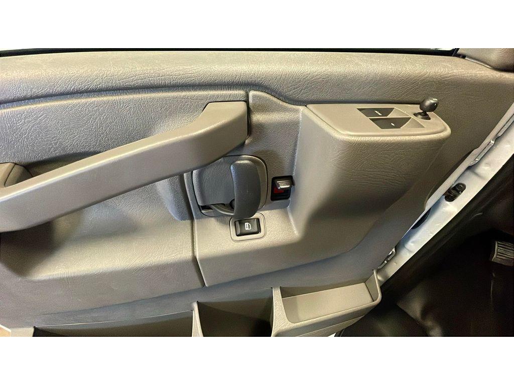 new 2025 GMC Savana 3500 car, priced at $52,295