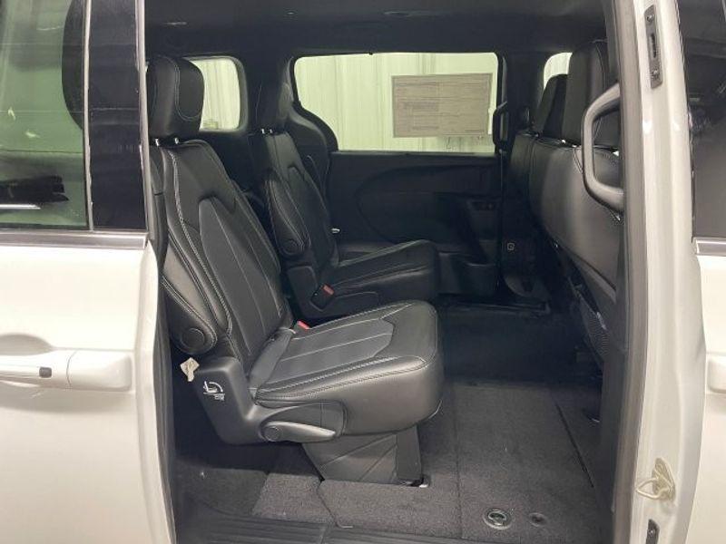new 2025 Chrysler Pacifica car, priced at $42,697