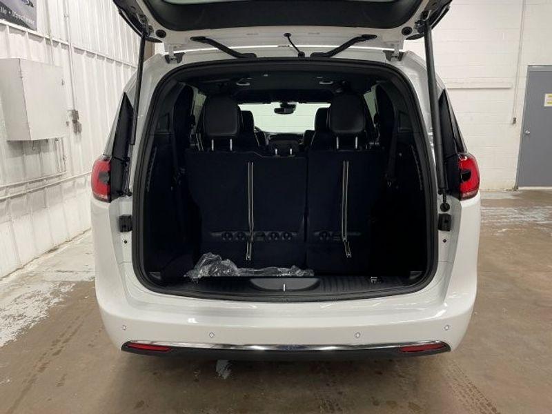 new 2025 Chrysler Pacifica car, priced at $42,697