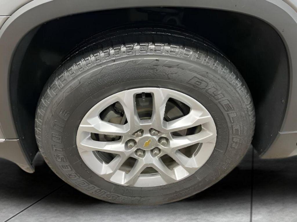 used 2020 Chevrolet Traverse car, priced at $25,490
