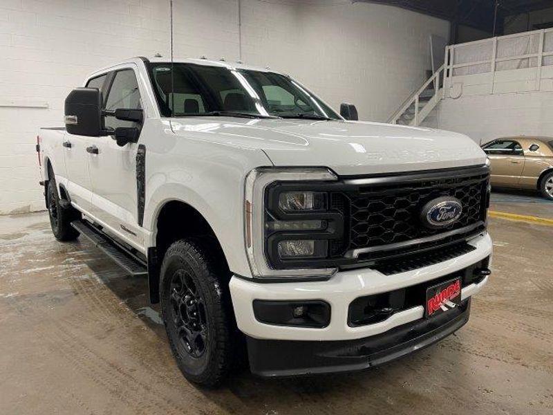 new 2024 Ford F-250 car, priced at $72,695