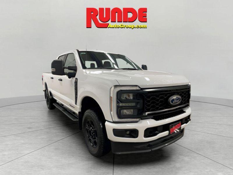 new 2024 Ford F-250 car, priced at $69,695