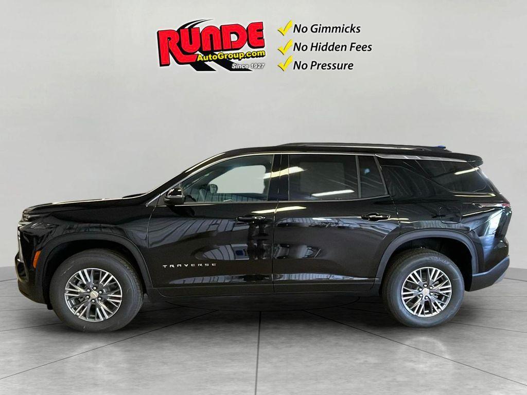 new 2026 Chevrolet Traverse car, priced at $44,120