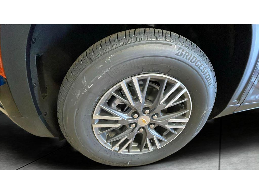 new 2026 Chevrolet Traverse car, priced at $44,120