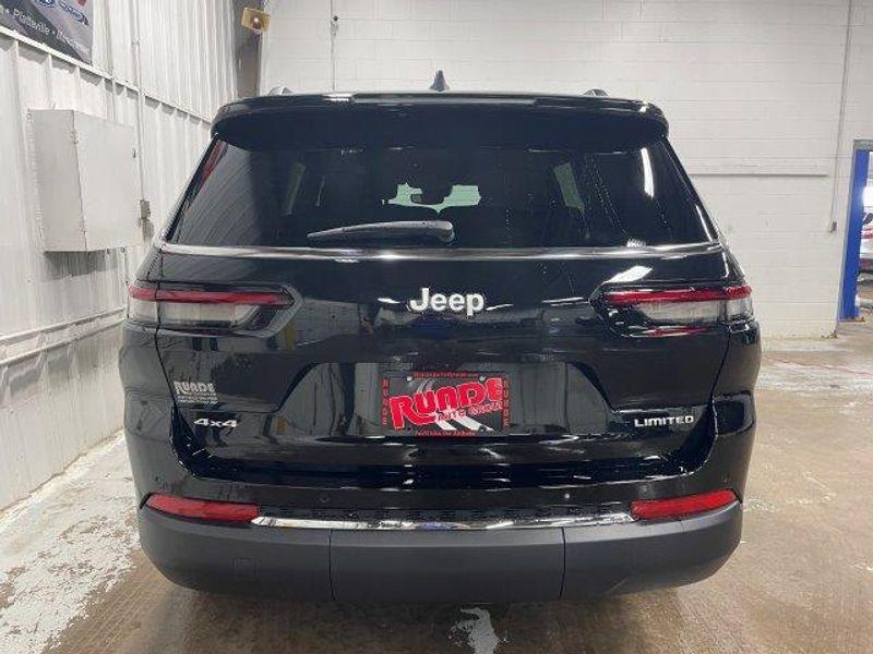 new 2024 Jeep Grand Cherokee L car, priced at $52,290