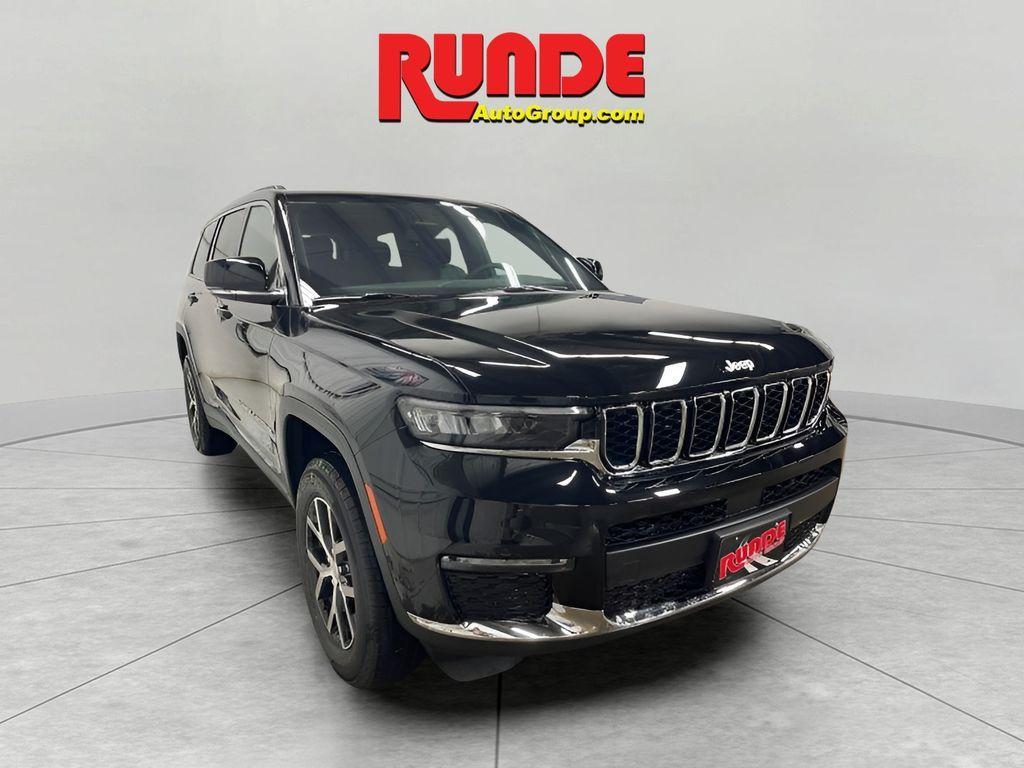 new 2024 Jeep Grand Cherokee L car, priced at $52,290