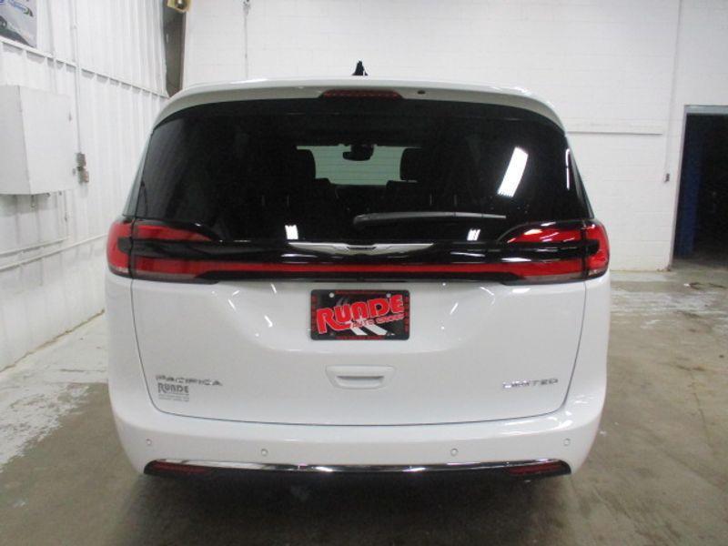 new 2024 Chrysler Pacifica car, priced at $50,120