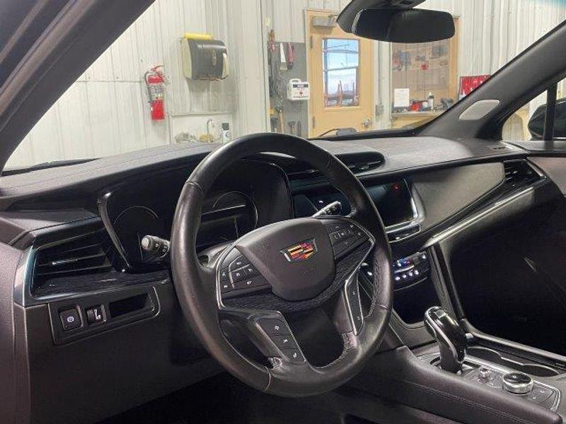 used 2021 Cadillac XT5 car, priced at $29,671