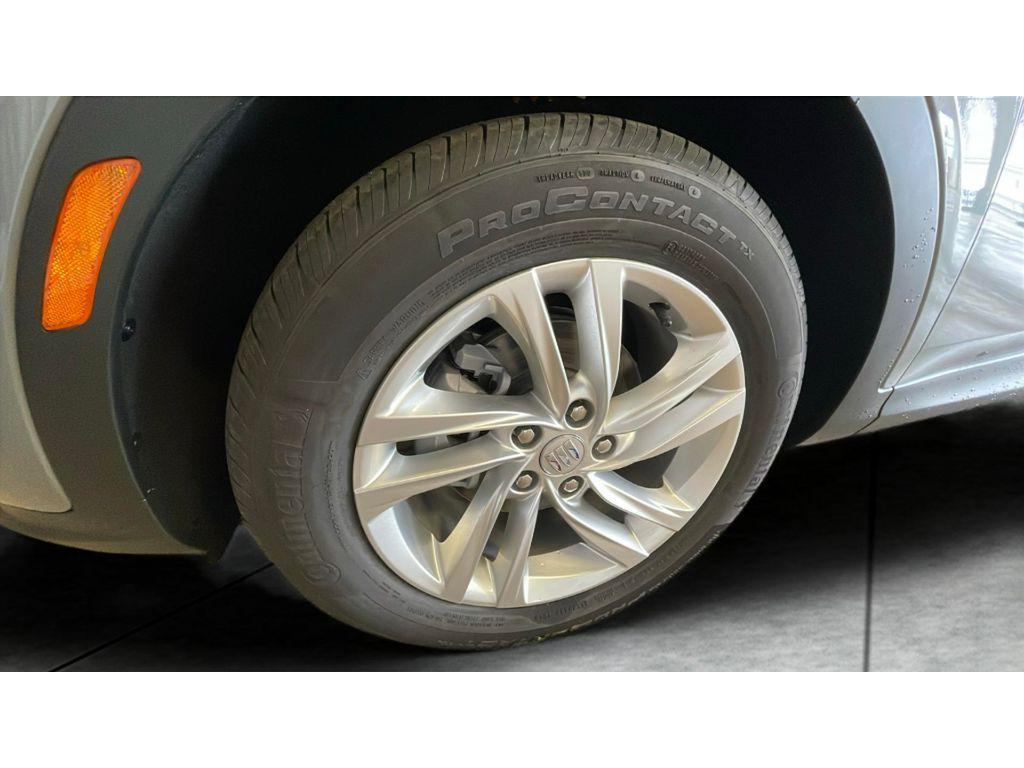 new 2025 Buick Envista car, priced at $25,685