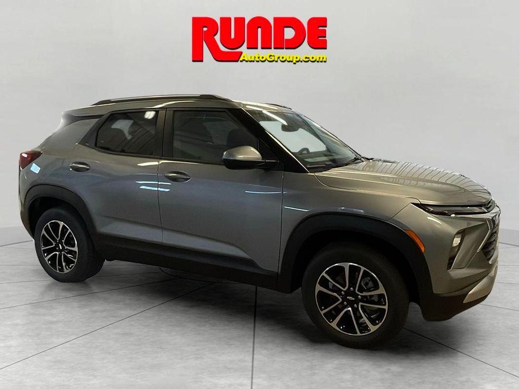 new 2026 Chevrolet TrailBlazer car, priced at $31,140