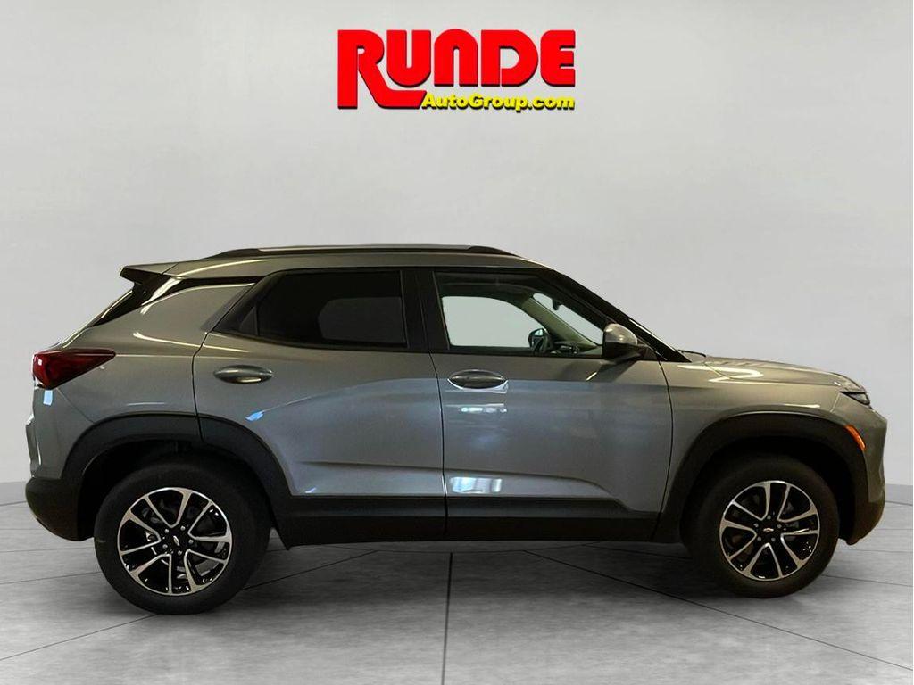 new 2026 Chevrolet TrailBlazer car, priced at $31,140