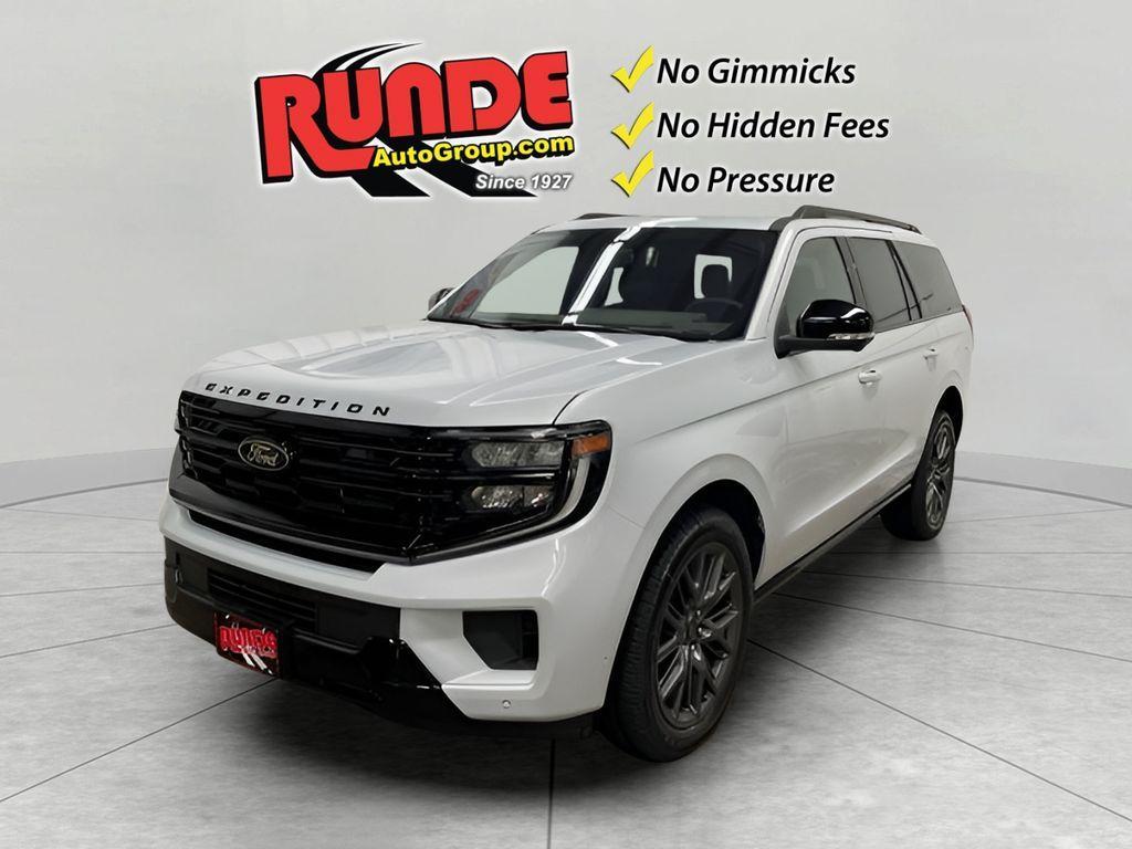 new 2025 Ford Expedition car, priced at $83,815