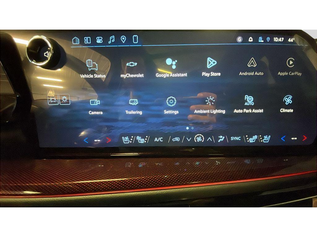 new 2026 Chevrolet Traverse car, priced at $60,220