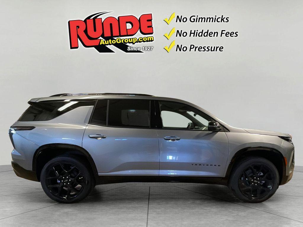 new 2026 Chevrolet Traverse car, priced at $60,220