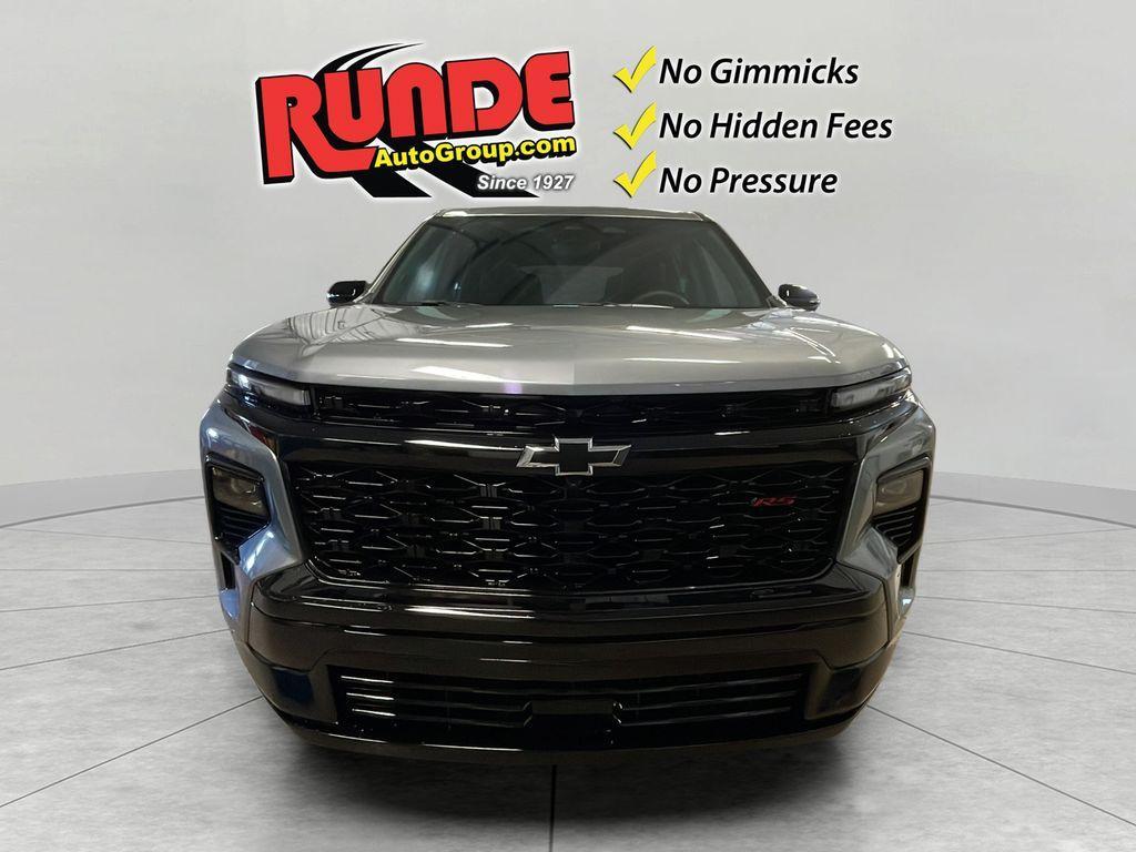 new 2026 Chevrolet Traverse car, priced at $60,220