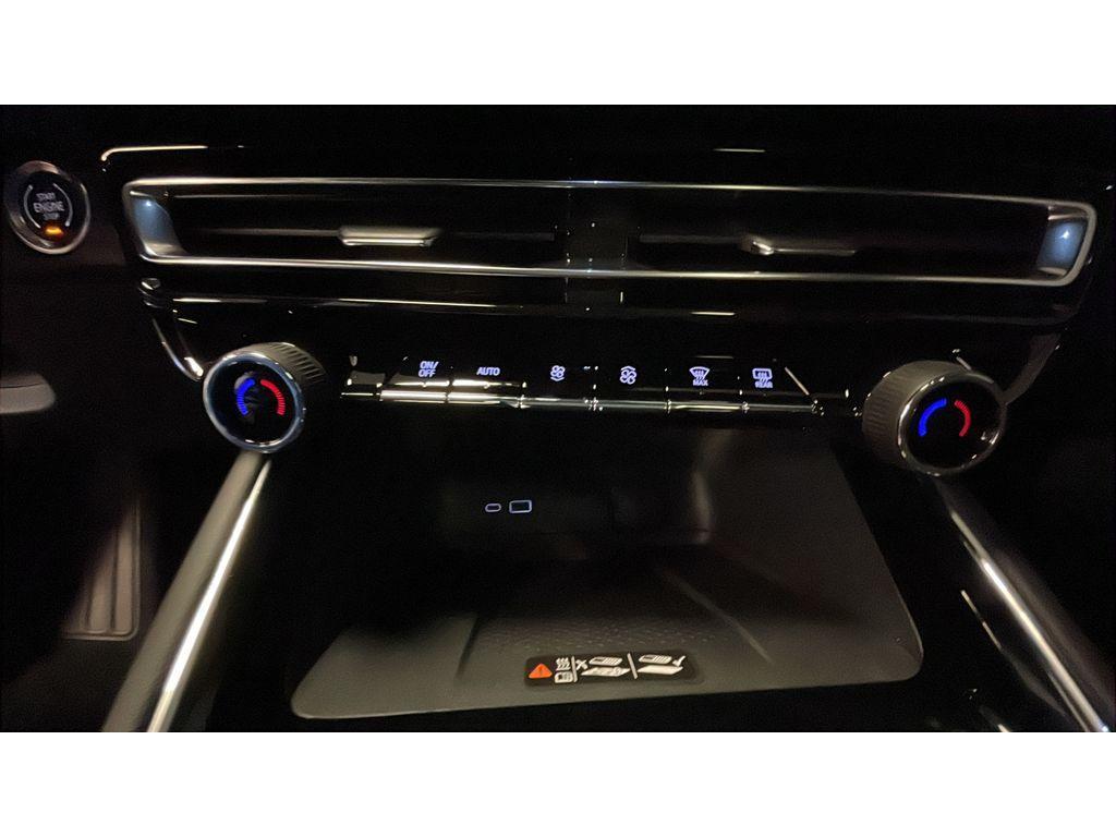 new 2026 Chevrolet Traverse car, priced at $60,220