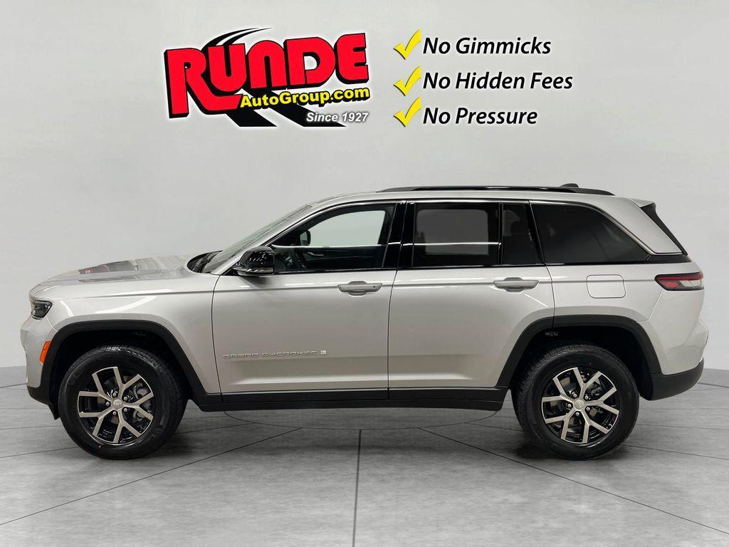 new 2025 Jeep Grand Cherokee car, priced at $48,944