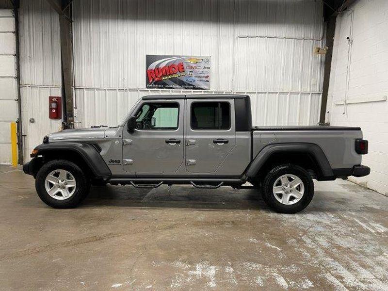 used 2020 Jeep Gladiator car, priced at $31,940