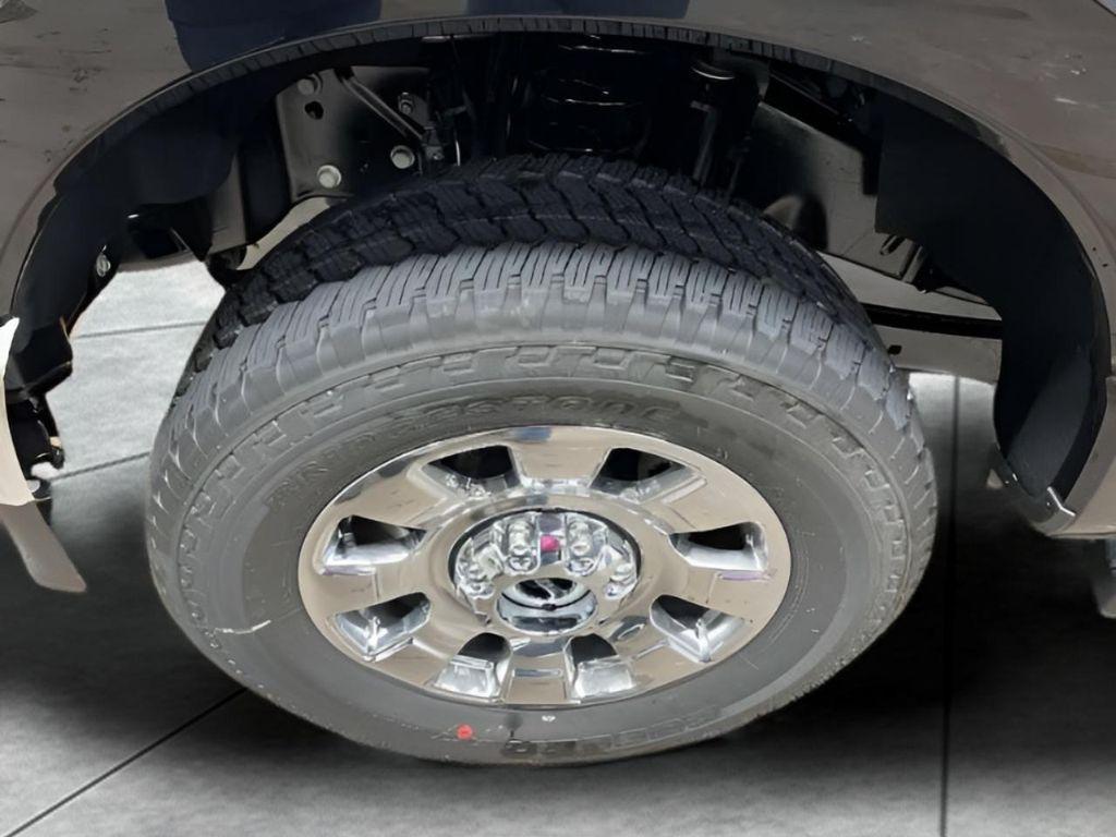 new 2025 Ford F-250 car, priced at $77,380
