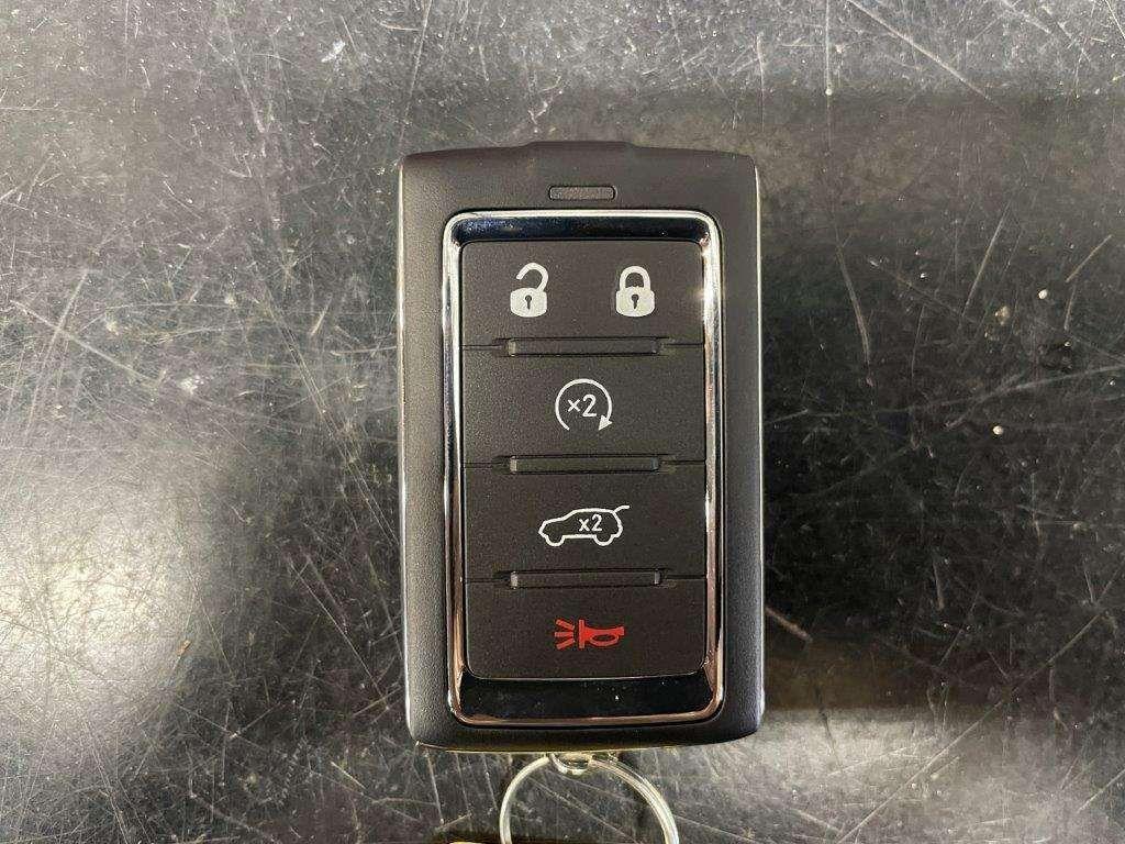 new 2025 Jeep Grand Cherokee car, priced at $53,930