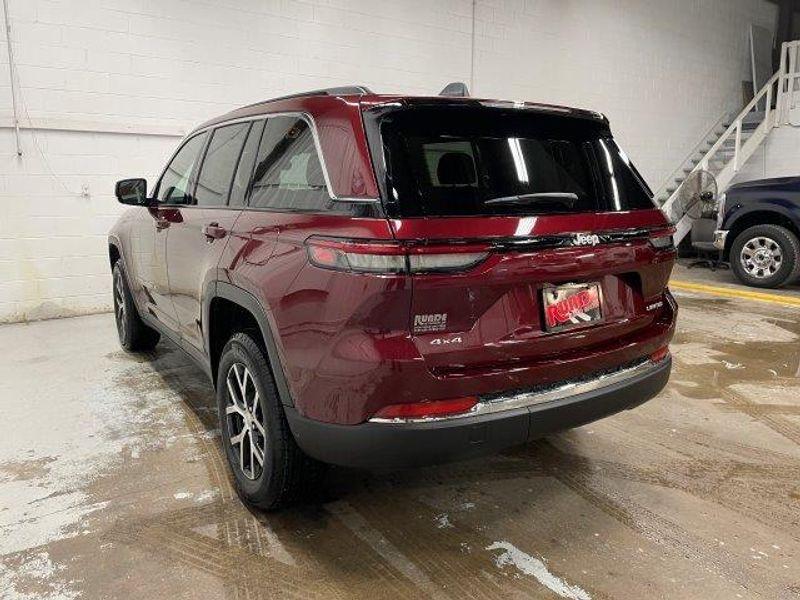 new 2025 Jeep Grand Cherokee car, priced at $47,790