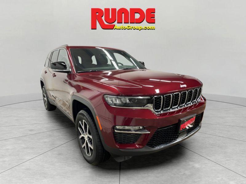 new 2025 Jeep Grand Cherokee car, priced at $47,790