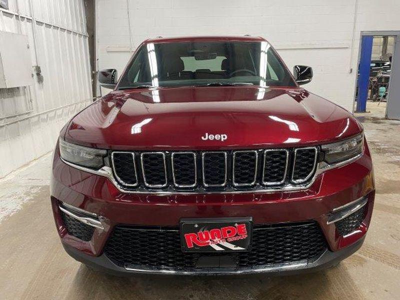 new 2025 Jeep Grand Cherokee car, priced at $47,790