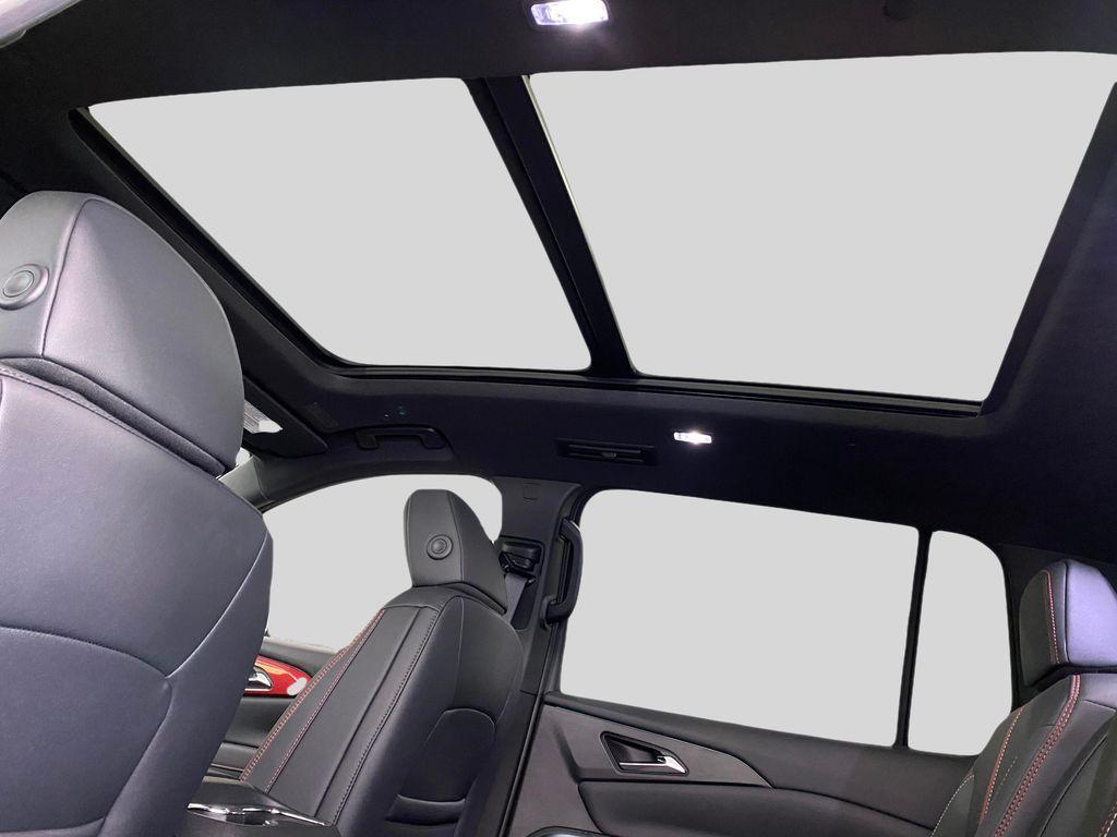 new 2026 Chevrolet Traverse car, priced at $60,220