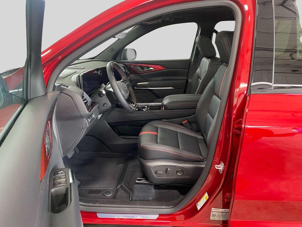 new 2026 Chevrolet Traverse car, priced at $60,715