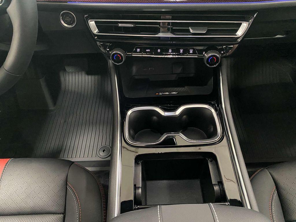 new 2026 Chevrolet Traverse car, priced at $60,715