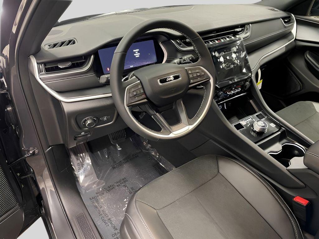 new 2025 Jeep Grand Cherokee L car, priced at $47,530