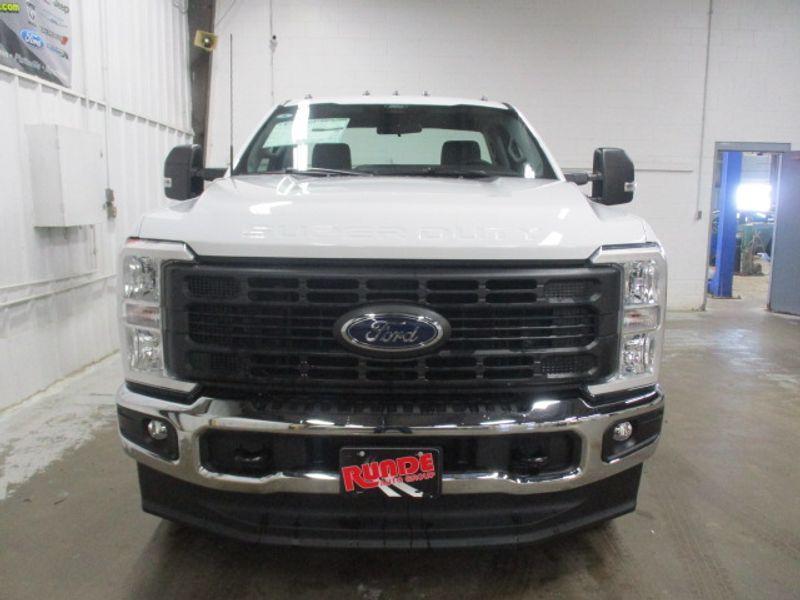 new 2024 Ford F-250 car, priced at $54,425