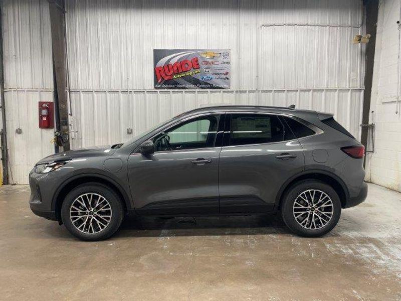 new 2025 Ford Escape car, priced at $39,395