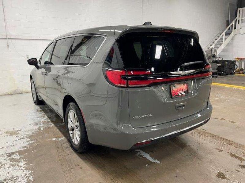 new 2025 Chrysler Pacifica car, priced at $47,635