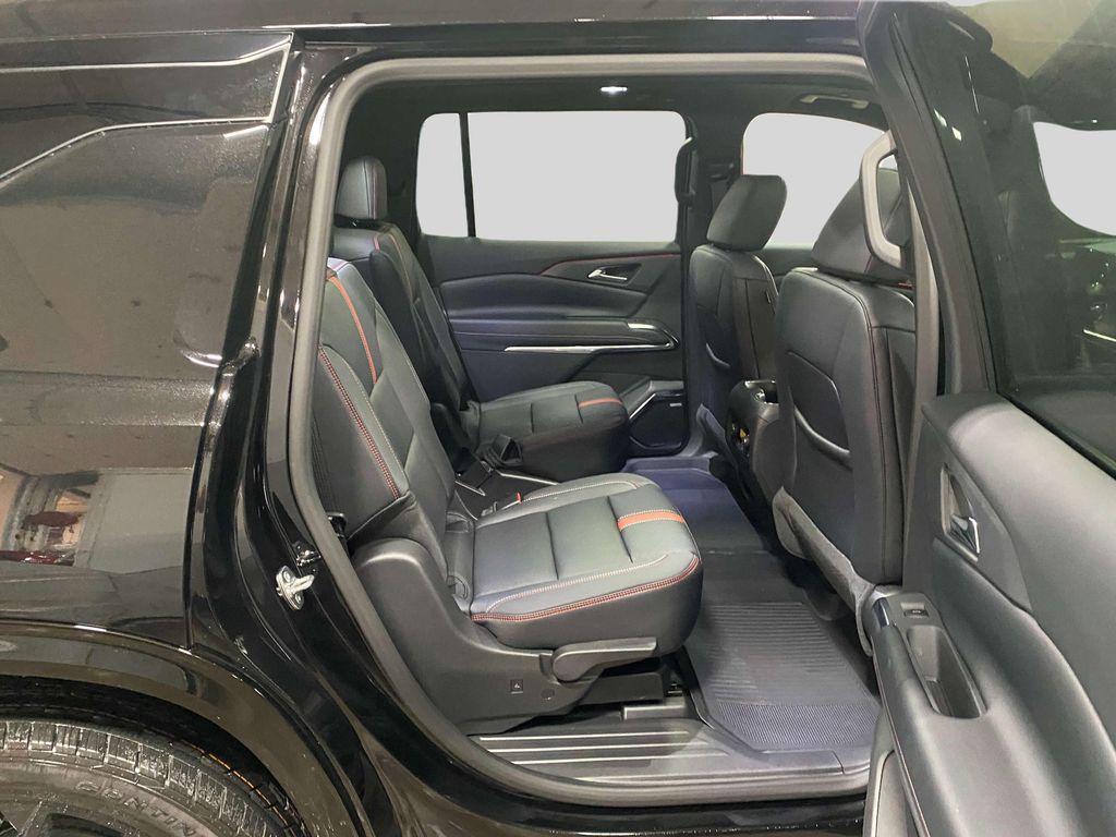 new 2026 Chevrolet Traverse car, priced at $60,220