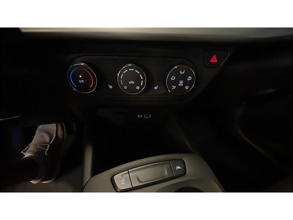 new 2026 Chevrolet Trax car, priced at $25,155