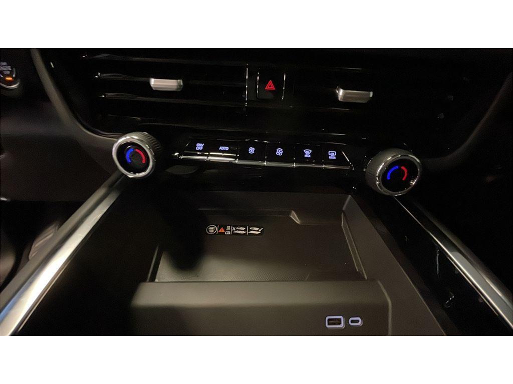 new 2026 Chevrolet Suburban car, priced at $80,703