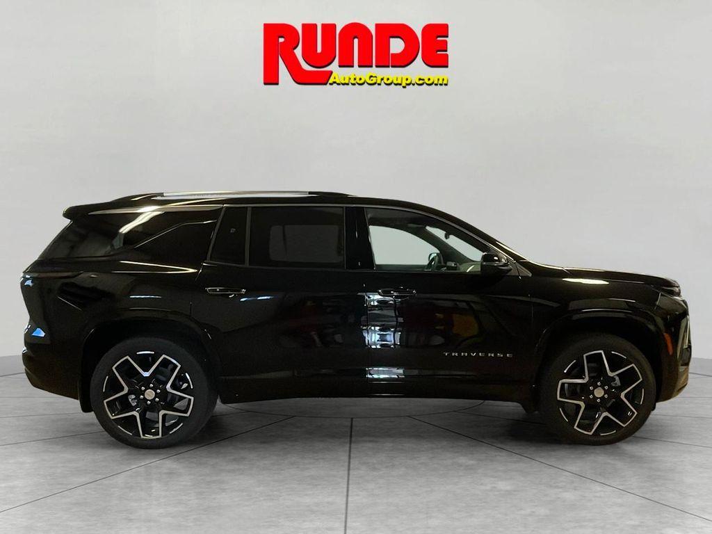 new 2026 Chevrolet Traverse car, priced at $61,009