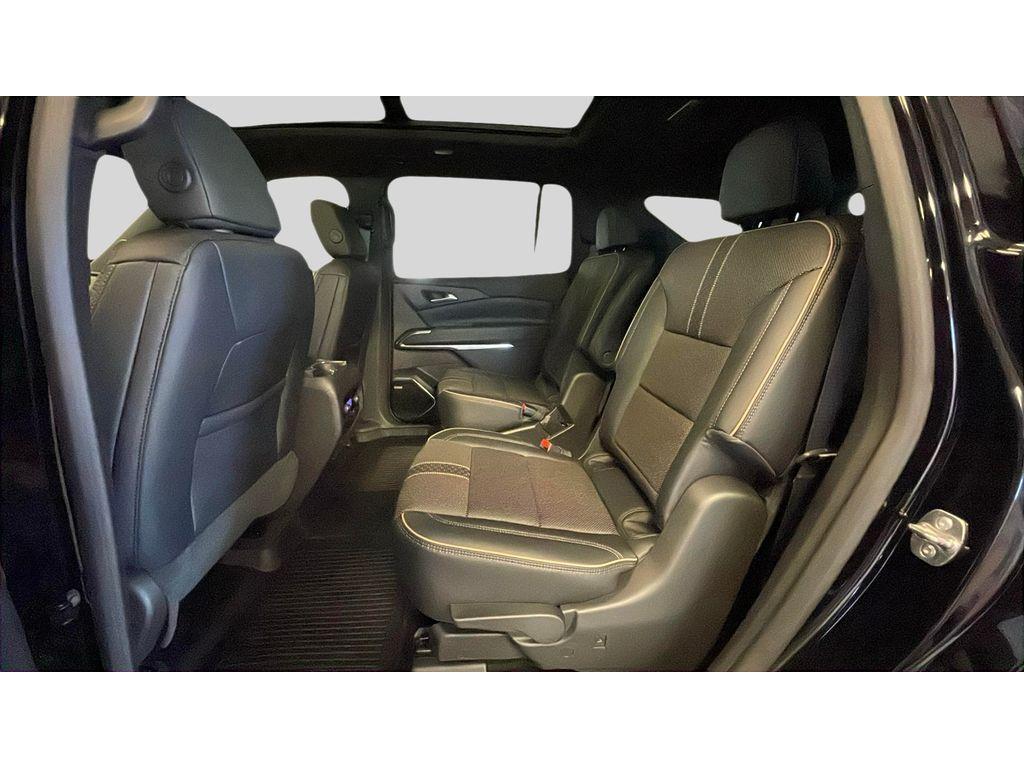 new 2026 Chevrolet Traverse car, priced at $61,009