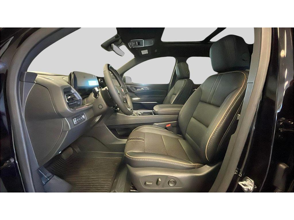 new 2026 Chevrolet Traverse car, priced at $61,009