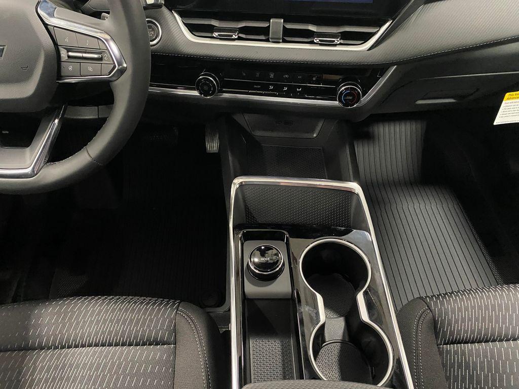 new 2026 Chevrolet Equinox car, priced at $30,416