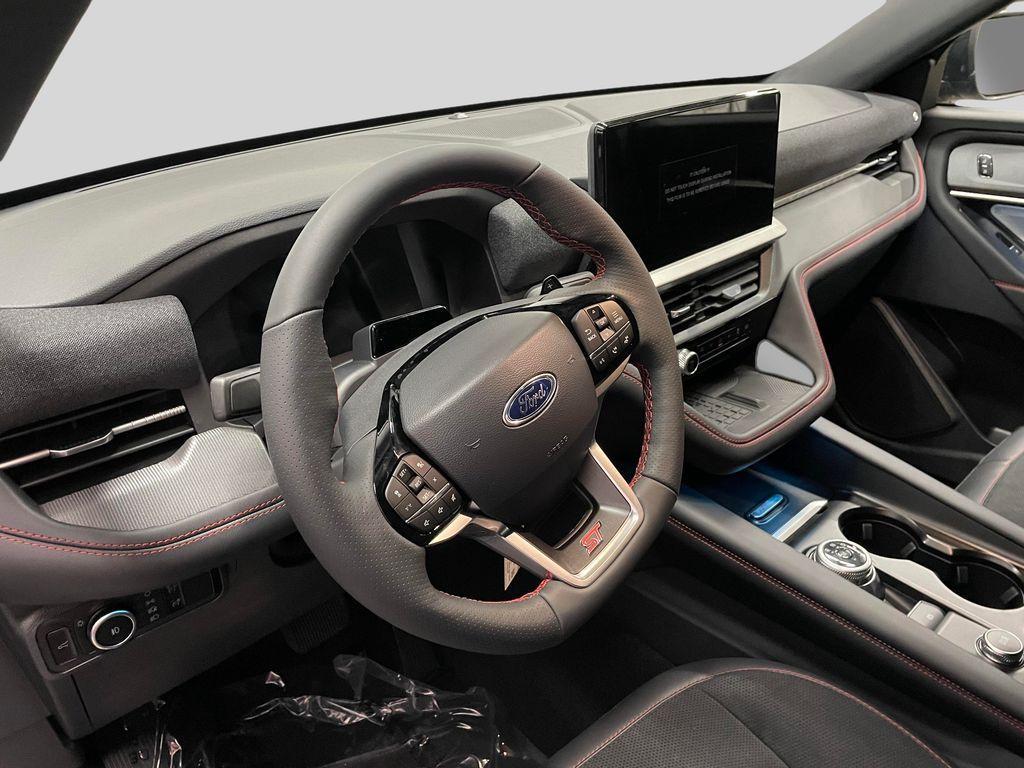 new 2025 Ford Explorer car, priced at $59,264
