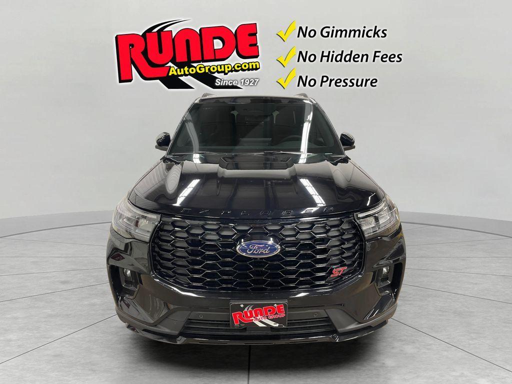 new 2025 Ford Explorer car, priced at $59,264